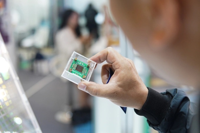 Những chính sách lớn tác động tới nhà khoa học